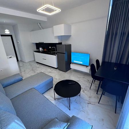 Prime Luxury Apartments Lushnjë المظهر الخارجي الصورة